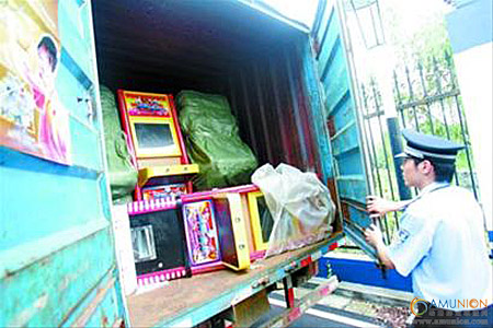 独家爆料：全国各地掀起赌博游戏机打击销毁活动