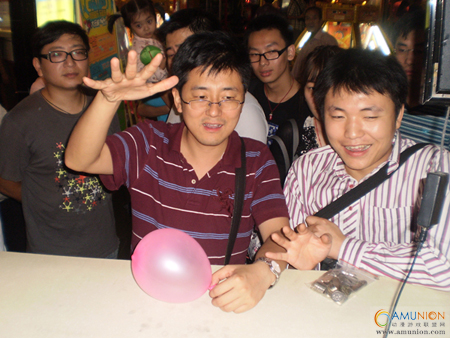 大玩家李家村万达店“打怪兽总动员”活动