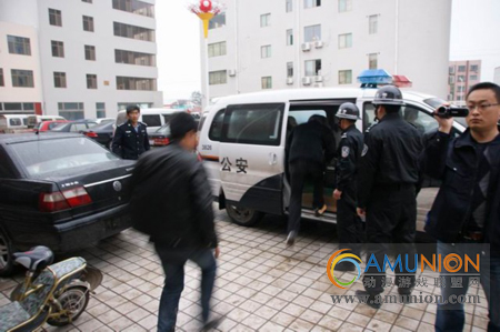 济南商河县局集中整治游艺娱乐场所（图）
