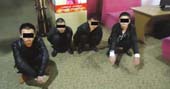 男子索要保护费持枪大闹电玩室