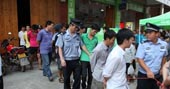 电玩城内“洗”假游戏币