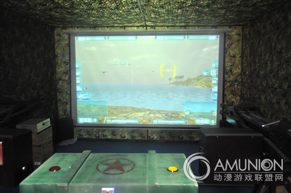 马克沁双枪游戏机实拍 马克沁双枪游戏机实拍
