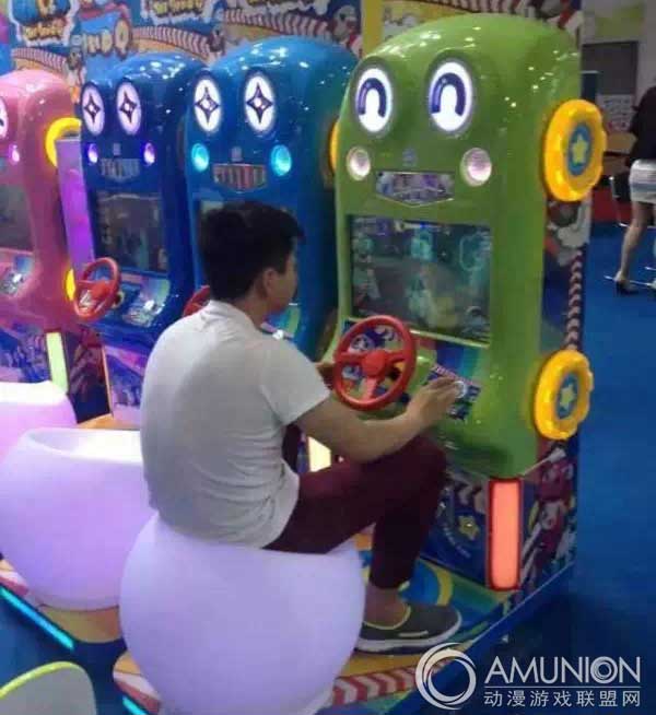 中国义乌文化产品交易会，游乐设备