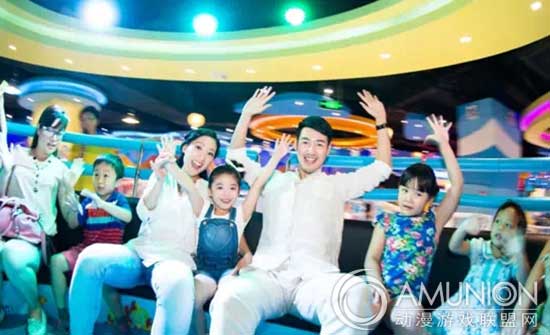 大白鲸世界室内儿童乐园  儿童游乐设备  能量漩涡
