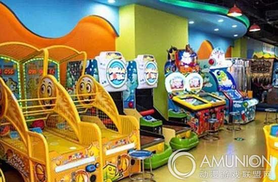 大白鲸儿童乐园　儿童游乐设备　室内儿童乐园