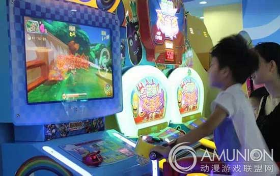 大白鲸儿童乐园　儿童游乐设备　室内儿童乐园