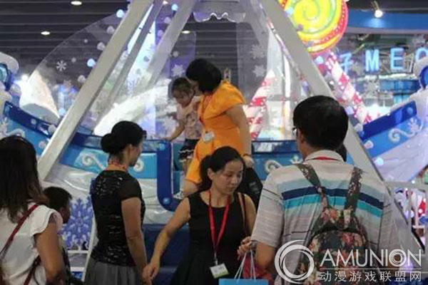 顺宏游乐热销机台——冰雪海盗船