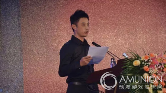 网易游戏副总裁黄卓