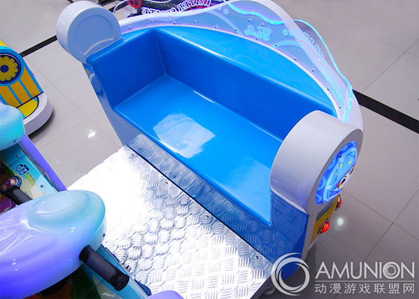 神勇水精灵射水游戏机高品质玻璃钢平滑座椅
