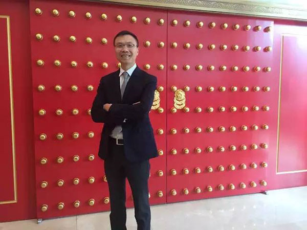 热烈祝贺华立科技在北京正式敲响新三板上市钟声