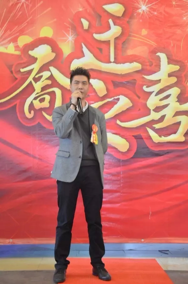 迪赛纳艺术总经理陈伟强