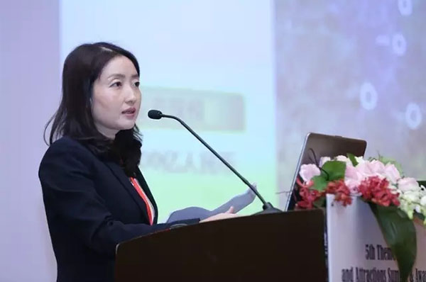 深圳东部华侨城的副总经理乔晓燕